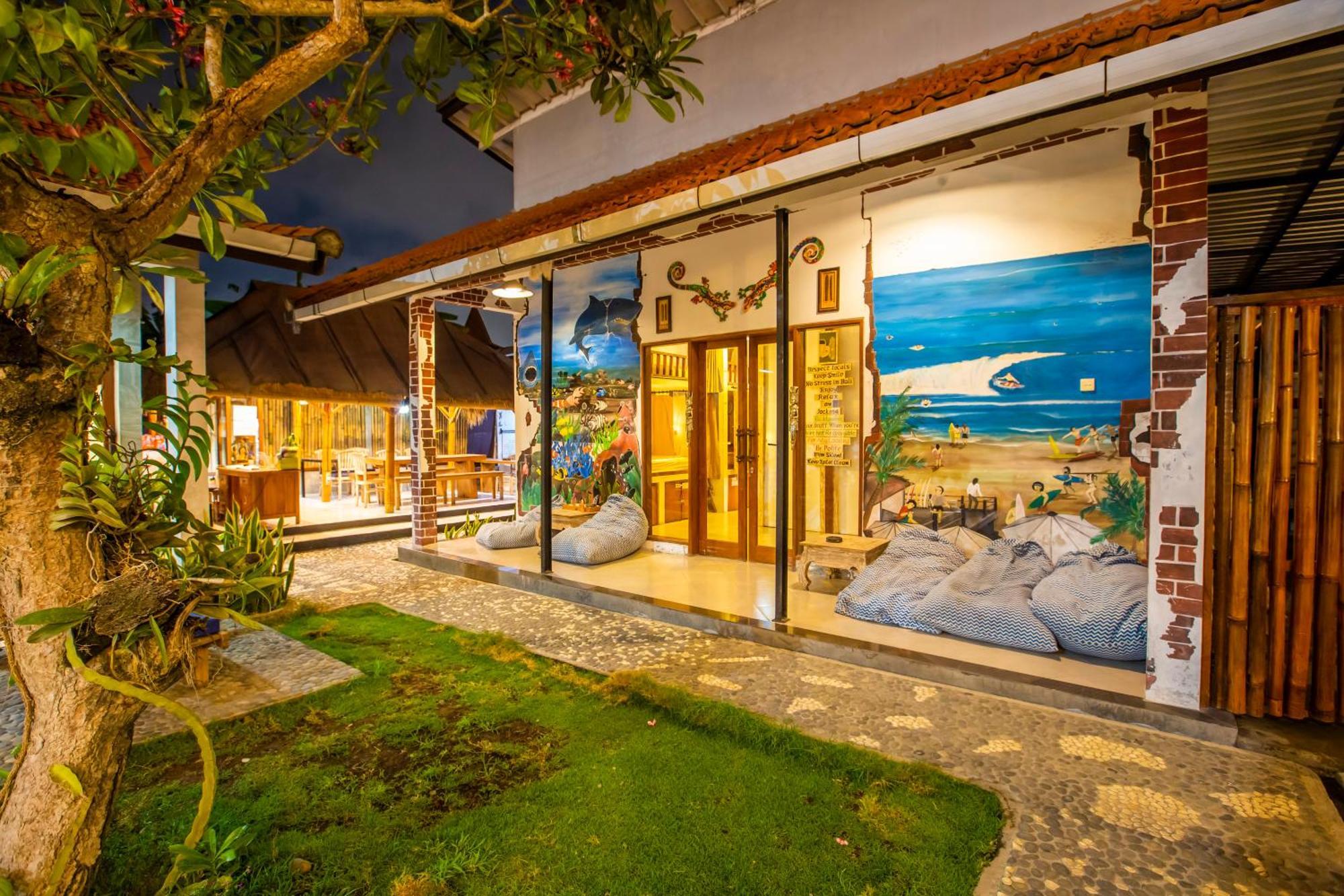 The Nest Canggu Exteriör bild